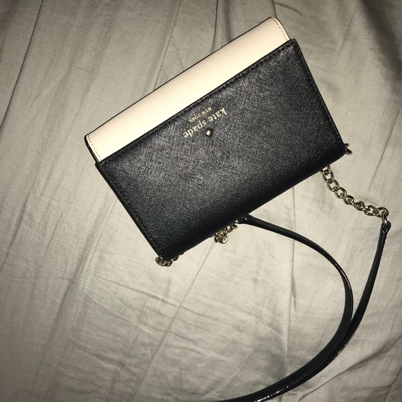 Kate Spade Cross Body - Picture 2 of 5